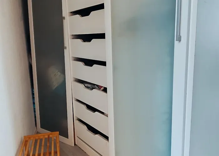 Sweet Modern Cocoon Down Montmartre Paříž