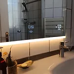 Διαμέρισμα Doux Cocoon Moderne A Quelques Marches De Montmartre Παρίσι