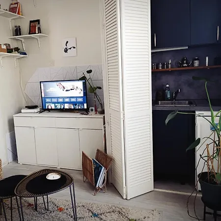 Sweet Modern Cocoon Down Montmartre Apartament