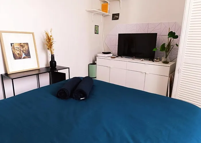 Doux Cocoon Moderne A Quelques Marches De Montmartre * 파리